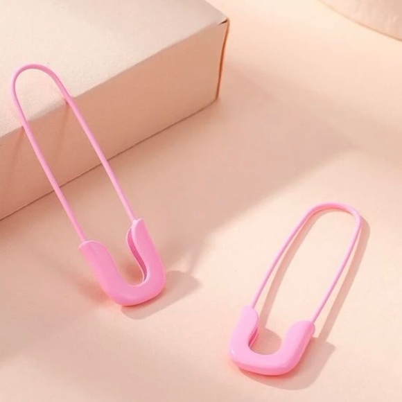 Pastel Safety Pin~ Pink Diaper Pin Fastener Punk Kawaii Goth Rocker Loop Earring - Picture 5 of 12